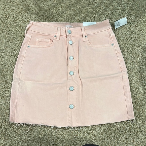 Old Navy Pink Mini Skirt - Picture 1 of 4